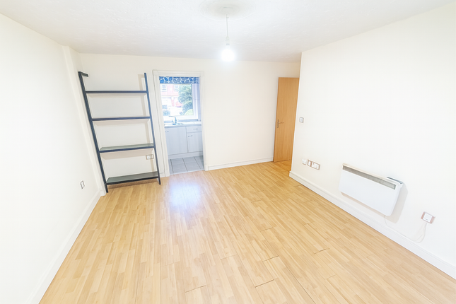 Briton Street, Southampton photo 3