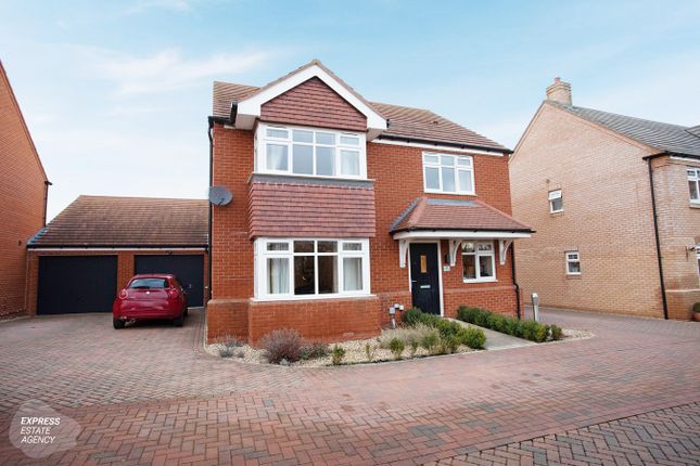 Thumbnail Detached house for sale in Goldfinch Place, Lower Stondon, Henlow