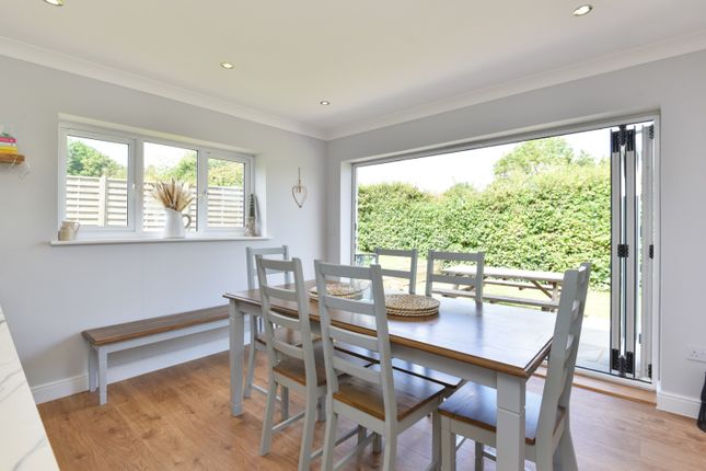14 Kirkwood Avenue, Woodchurch, Kent photo 2