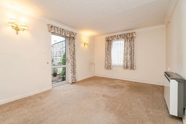 Flat 2, Homecolne House,, Louden Road, Norfolk photo 3