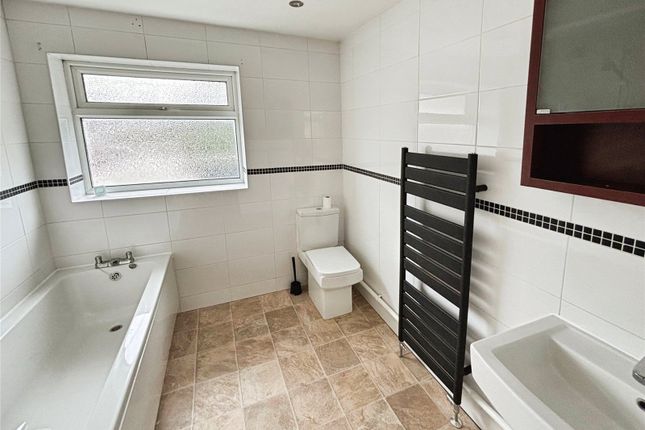 38, Howden Avenue, Doncaster photo 4