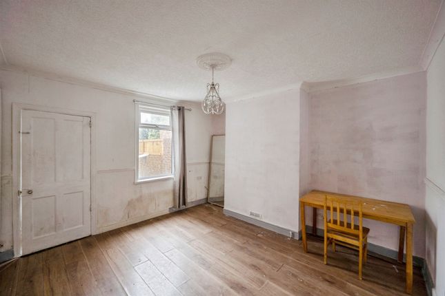 59, East Lane, Doncaster photo 4