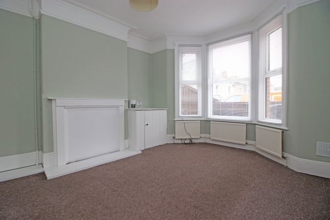 81, St Lukes Avenue, Kent photo 3