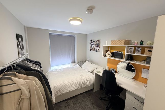 Unit 203 One Islington Plaza, 1-10 Devon Street, Liverpool photo 2
