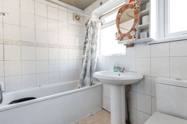 102 Twyford Road, HARROW photo 5