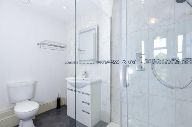 Flat 1, 23, PETERSHAM ROAD, Richmond photo 5