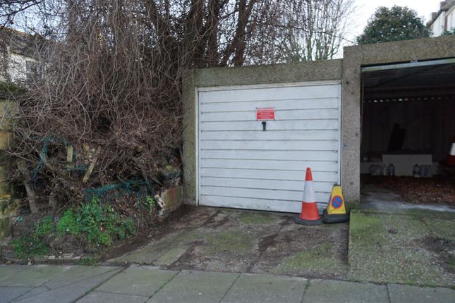 Garage, Cornwallis Gardens, Hastings photo 3