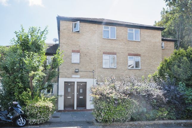 Thumbnail Flat for sale in Bramley Court, Knowles Hill Crescent, London