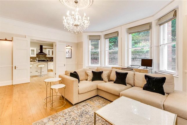 Flat for sale in Kensington Mansions, Earls Court, London
