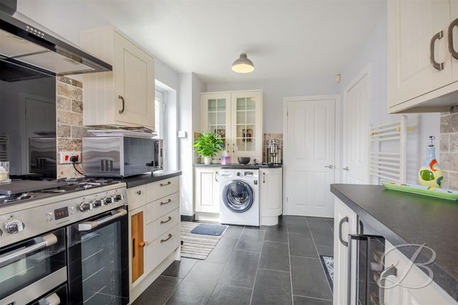 14, Brocklehurst Drive, Mansfield photo 3