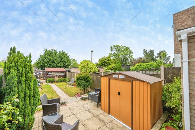 11, Avon Road, Kidderminster photo 4