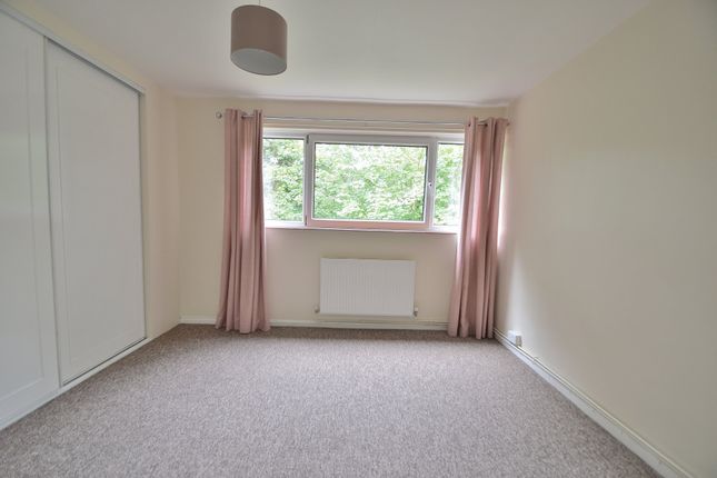 12, Oakwood Court, Chandlers Ford photo 4