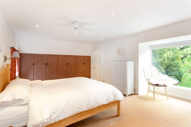 3 Bed Property For Sale In Friar Park End Badgemore Henley
