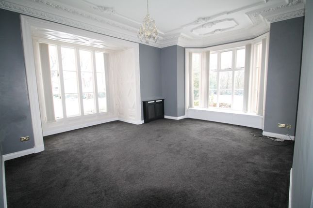 Apartment 2, Dame Margaret Hall, Washington Village photo 4