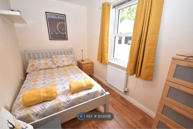 Flat to rent in The Sidings, Durham