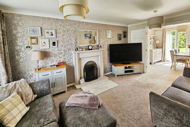 19, Belsay Grove, Bedlington photo 3