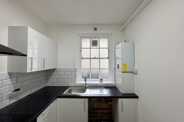 Webber Street, London photo 5