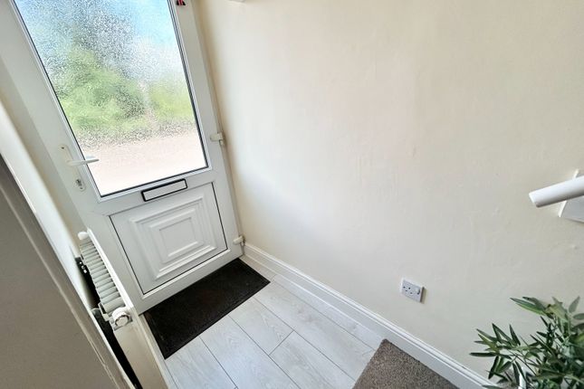 4, Sea View Terrace, Colwyn Bay photo 4
