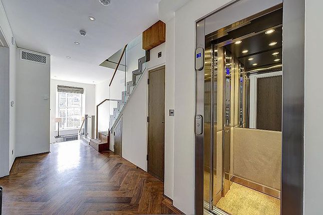 Eaton Place, London photo 4