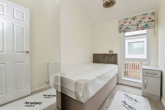 6, Central Avenue, Exeter photo 4
