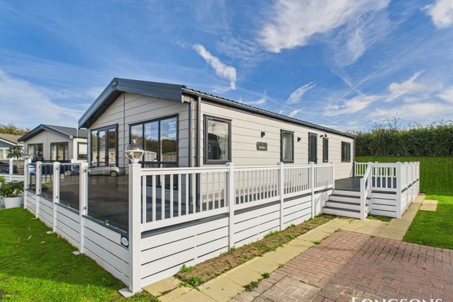 Cam02173G0 Pr0276 Still028