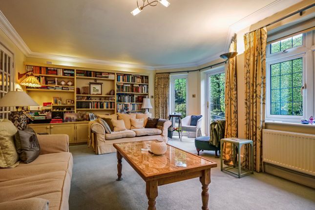 Etton House, The Rise, Brockenhurst photo 2