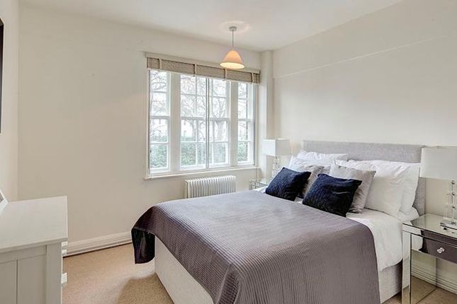 Thumbnail Flat to rent in Pelham Court, 145 Fulham Road, Chelsea, London