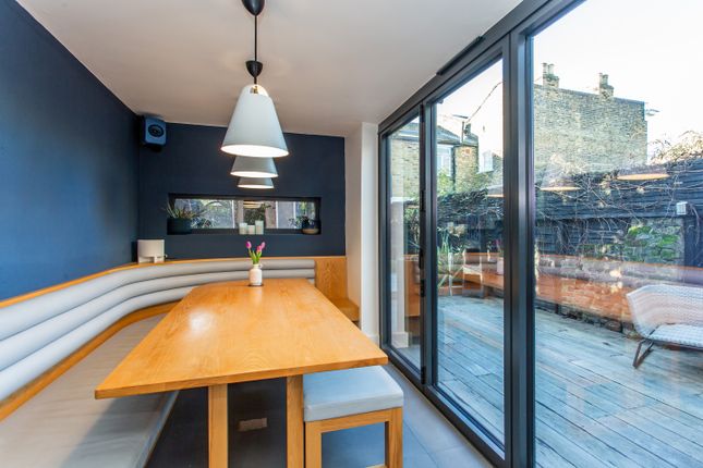 Terraced house for sale in Alloway Road, London