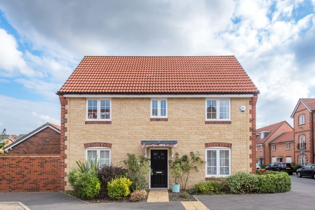 Thumbnail Detached house to rent in Cowslip Gate, Didcot