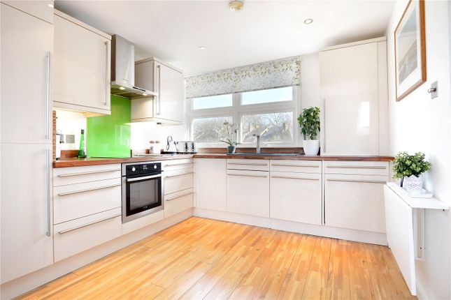 Flat 3, 16, Ondine Road, Peckham Rye photo 3