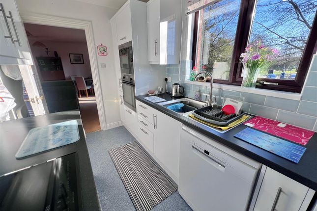 Flat 11, Barnaby Mill, Gillingham photo 4