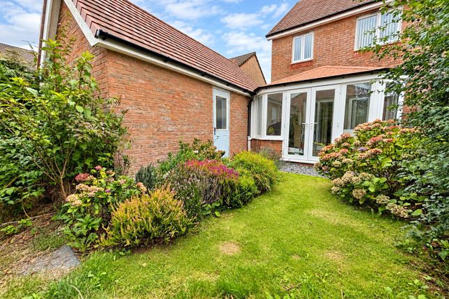 21 Park Grove, Holsworthy Devon, Devon photo 3
