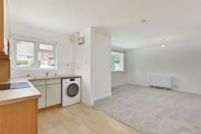 14, Robinwood Drive, Sevenoaks photo 5
