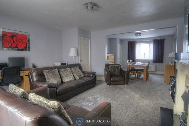 Robert St, New Silksworth, Sunderland photo 5