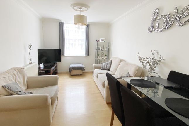 1 Spinnaker Court, 26, Kent Street, Portsmouth photo 3