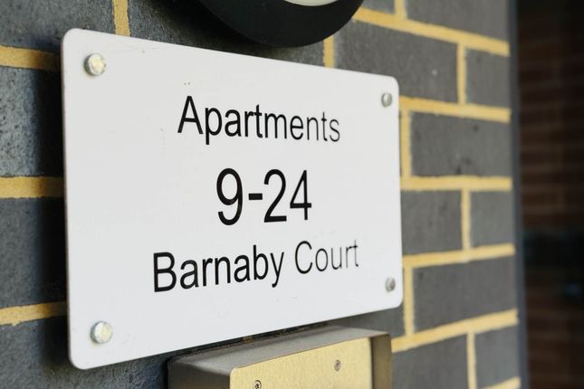 16, Barnaby Court, Wallingford photo 3