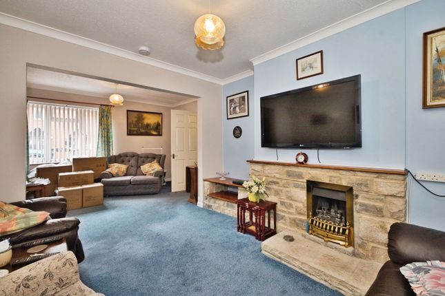 52, Stapleton Close, Martock photo 2