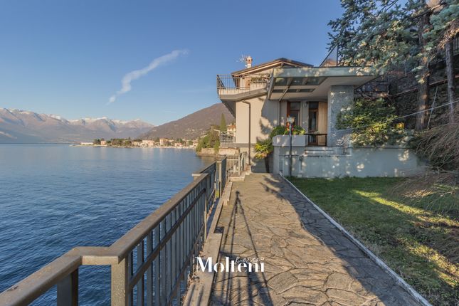 Thumbnail Villa for sale in Pied Dans L'eau, Bellano, Lecco, Lombardy, Italy