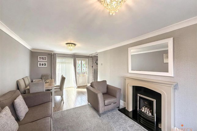 Didscourt, Hull photo 3