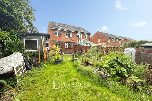 27, Crosslands, Milton Keynes photo 4
