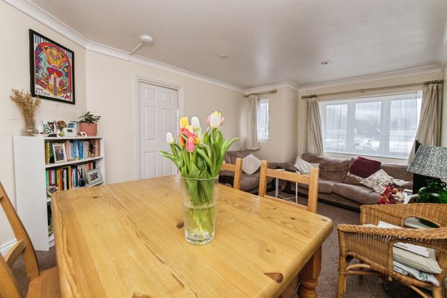 30, Maritime Court, Haven Road, Exeter photo 4