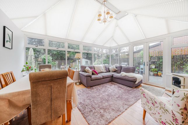 8, Nursery Close, Hertfordshire photo 3
