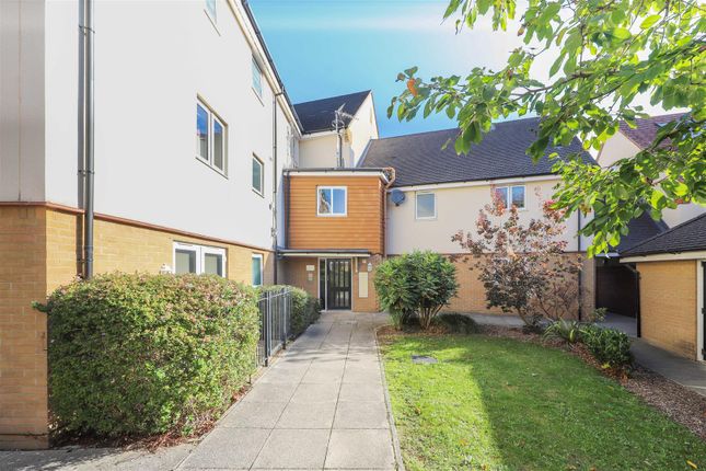 2-bed flat on Flat 8 Fulmar House, Albacore Way, Hayes, £335,000