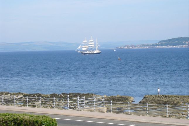 Seafield, 219 Alexandra Parade, Kirn photo 2