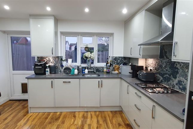 Terraced house for sale in Ravensbourne Avenue, Stanwell, Staines