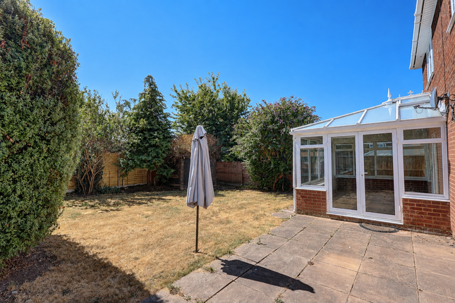 8, Swallow Drive, Buckinghamshire photo 5