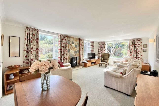 17, Ash Grove, Nottingham photo 3