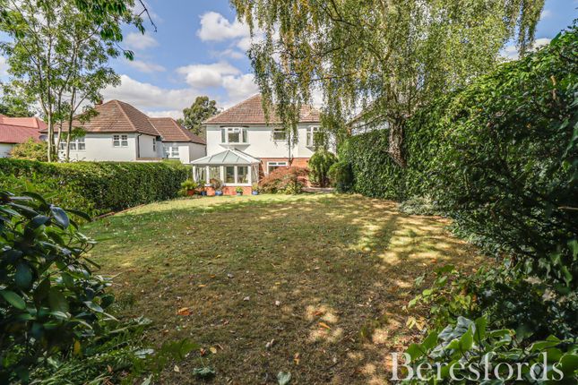 65, Mount Crescent, Brentwood photo 2
