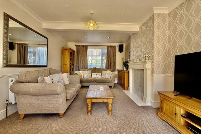 14, Dudley Road, Bedfont photo 4