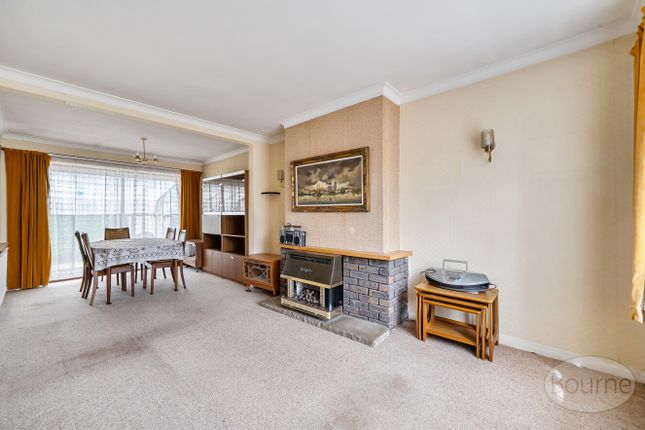 3, Malthouse Mead, Godalming photo 2